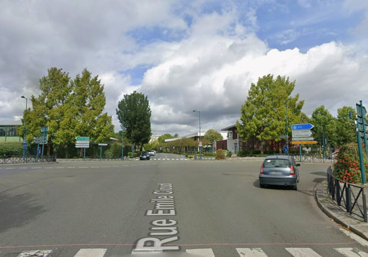 Lot de 10 parkings en sous-sol à Serris